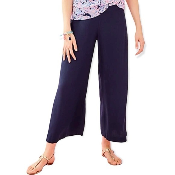 Lilly Pulitzer Pants - *NWT* Lilly Pulitzer Avery Crop Pant True Navy Size 4